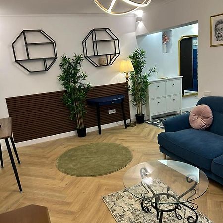Alex Apartament Central Bukareszt Zewnętrze zdjęcie
